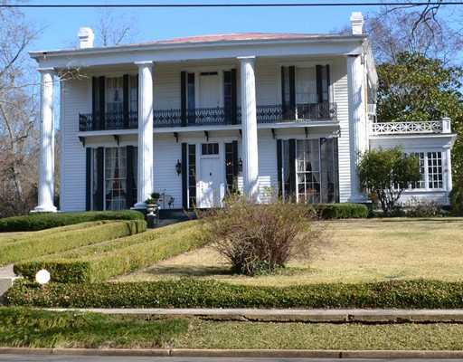 100 N Wayne St, Macon, MS 39341 photo 1
