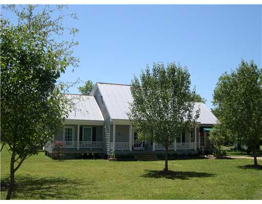 20084 Royal Pine Dr, Covington, LA 70435 photo 1