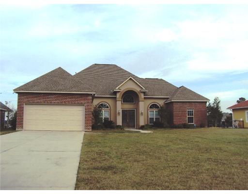 13665 Riverlake Dr, Covington, LA 70435 photo 1