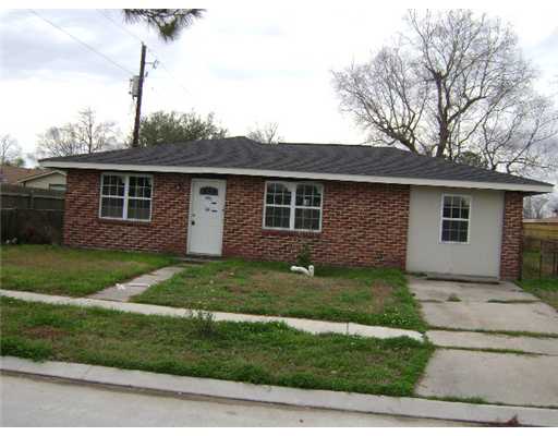 5612 3rd St, Violet, LA 70092 photo 1