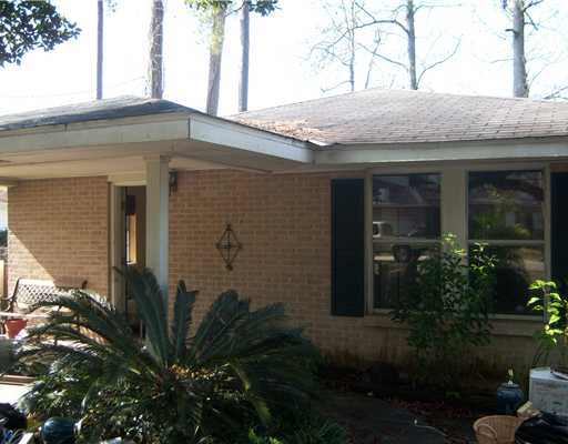 2260 3rd St, Mandeville, LA 70471 photo 1
