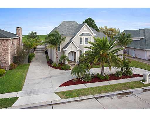 54 Verde St, Kenner, LA 70065 photo 1