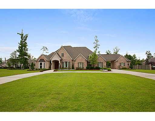 127 Tchefuncta South Dr, Covington, LA 70433 photo 1