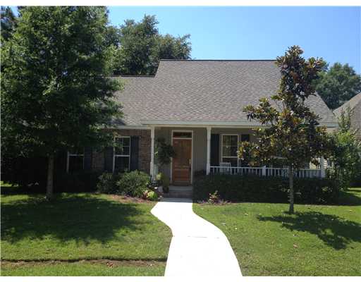 401 Branch Crossing Dr, Covington, LA 70433 photo 1