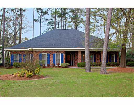 103 E Ruelle Dr, Mandeville, LA 70471 photo 1