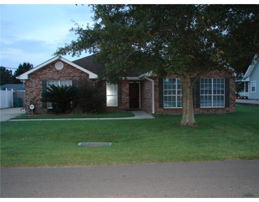 319 Valencia Dr, Luling, LA 70070 photo 1