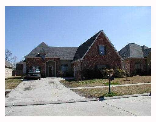 337 Brighton Ln, Slidell, LA 70458 photo 1