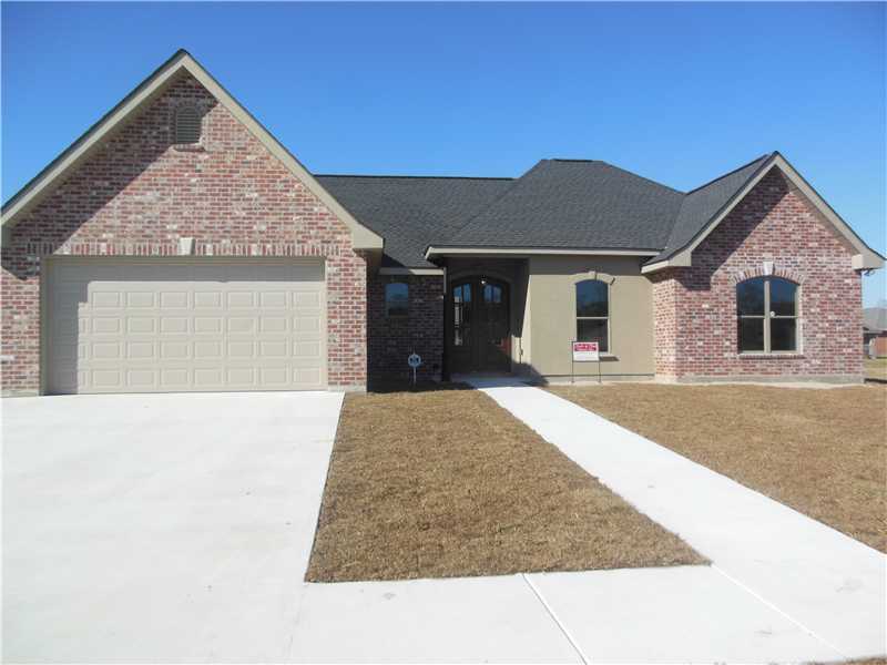 412 Lakewood Dr, Luling, LA 70070 photo 1