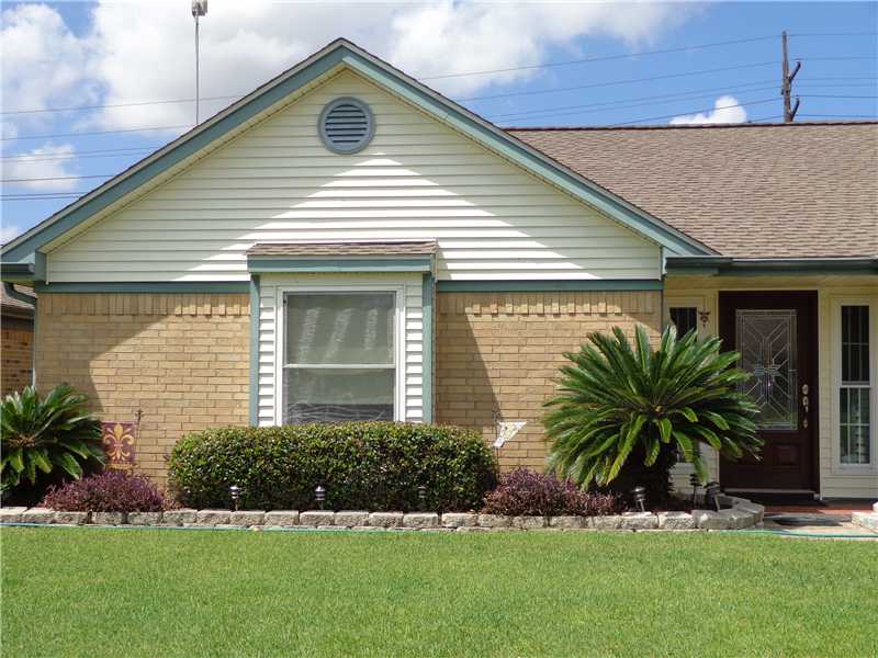 1716 Hampton Dr, Harvey, LA 70058 photo 1