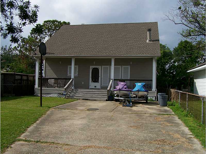 422 Second Ave, Harvey, LA 70058 photo 1