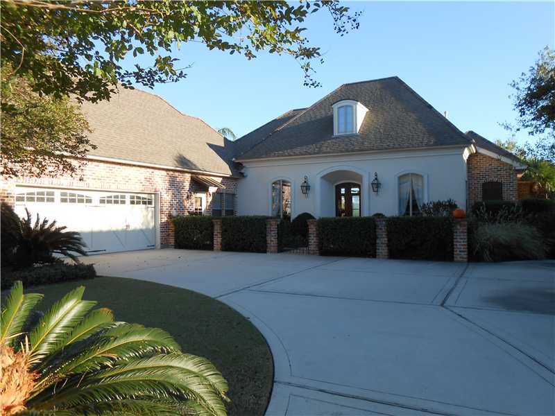 310 E Augusta Ln, Slidell, LA 70458 photo 1
