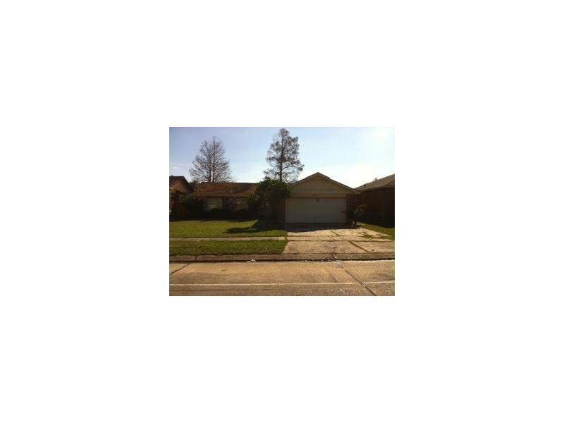 4045 Post Dr, Harvey, LA 70058 photo 1