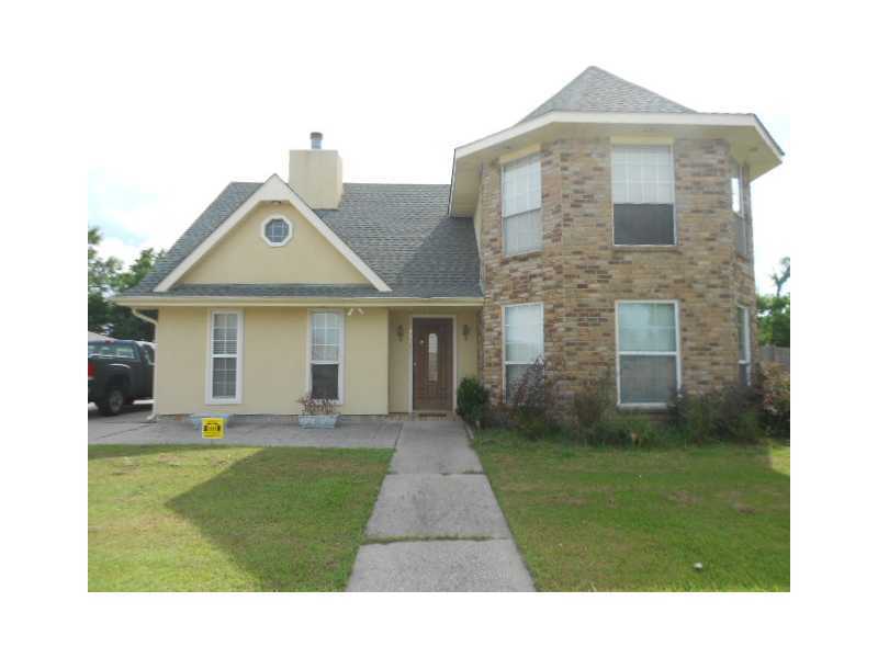 2517 Daniel Dr, Violet, LA 70092 photo 1