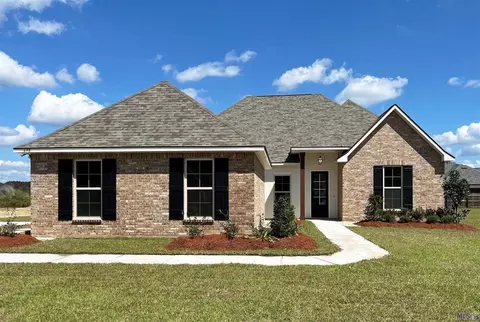 698 Elk Rdg, Covington, LA 70435