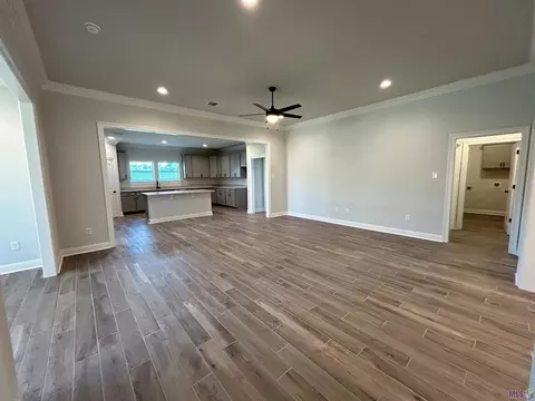 Living - 621 Ramsey Spring Dr, Covington, LA 70435 photo 1 of 1