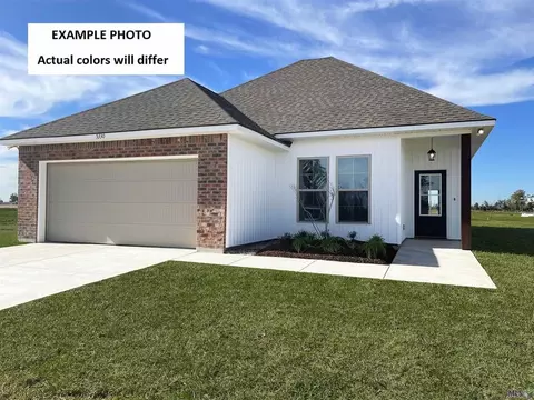 4147 Landsdowne Dr, Avondale, LA 70094