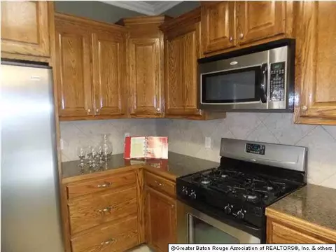 30453 Trace Ln, Walker, LA 70785 photo 4