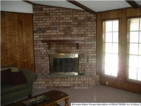 703 Sandra Dr, Baker, LA 70714 photo 4