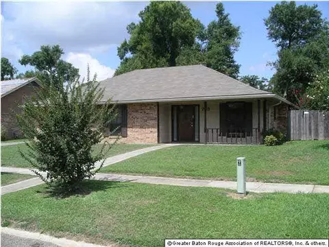703 Sandra Dr, Baker, LA 70714 photo 2