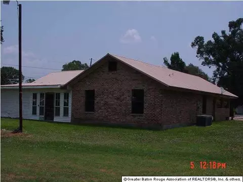 36855 Walker Rd N, Walker, LA 70785 photo 2
