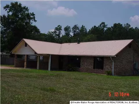 36855 Walker Rd N, Walker, LA 70785 photo 1