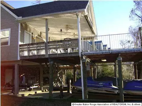 20815 Henry, Springfield, LA 70462 photo 2