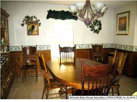 508 Sandra Dr, Baker, LA 70714 photo 5