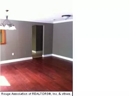 13259 Hodges Ln, Walker, LA 70785 photo 2