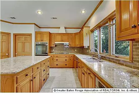 25154 Bickham Rd, Zachary, LA 70791 photo 5