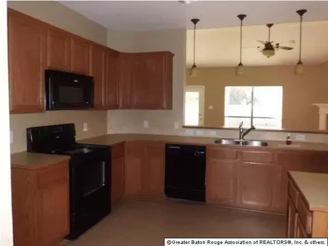 12726 Diamond Lake Dr, Walker, LA 70785 photo 7