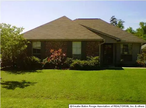 12286 Cottage Hill Dr, Walker, LA 70785 photo 1