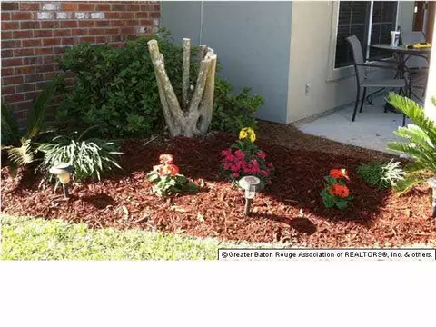 33011 Briar Oak Dr, Walker, LA 70785 photo 2