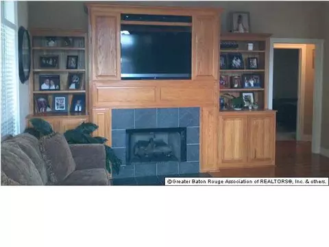 33011 Briar Oak Dr, Walker, LA 70785 photo 5