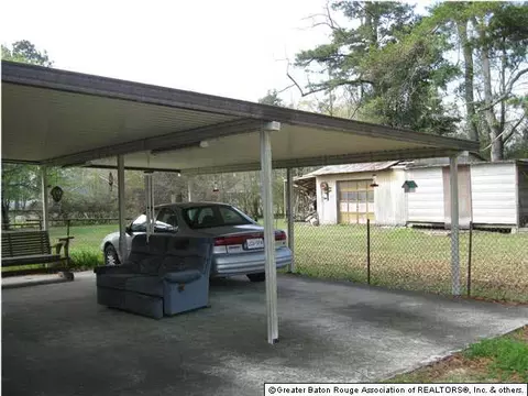 31325 Walker Rd N, Walker, LA 70785 photo 3