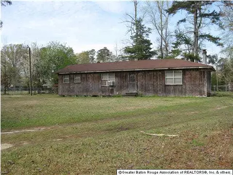 31325 Walker Rd N, Walker, LA 70785 photo 1