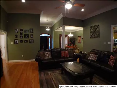 32820 Briar Oak Dr, Walker, LA 70785 photo 5