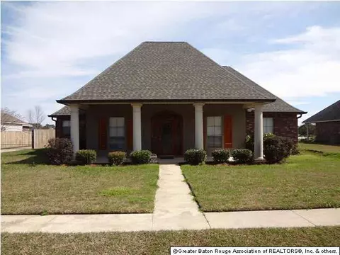 32820 Briar Oak Dr, Walker, LA 70785 photo 1