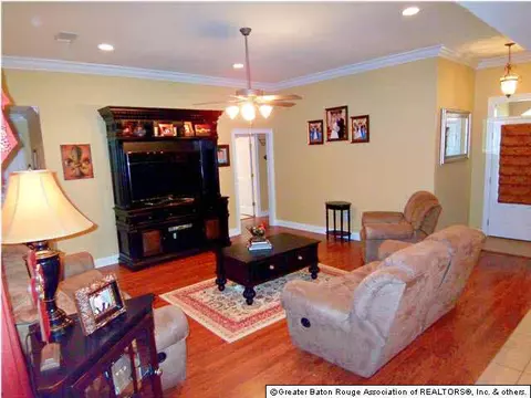 13059 Robin Dr, Walker, LA 70785 photo 5