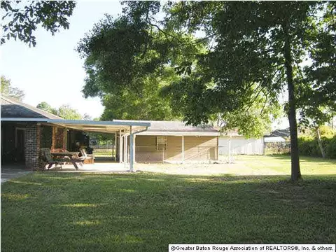 904 Sinbad St, Baker, LA 70714 photo 2