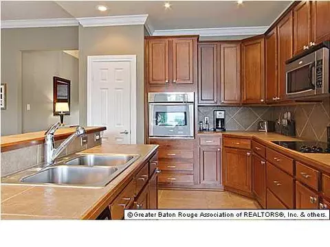 34261 Spring Lake Dr, Walker, LA 70785 photo 6