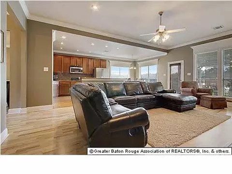 34261 Spring Lake Dr, Walker, LA 70785 photo 5