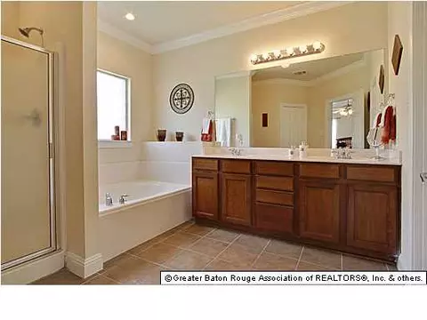 34261 Spring Lake Dr, Walker, LA 70785 photo 9