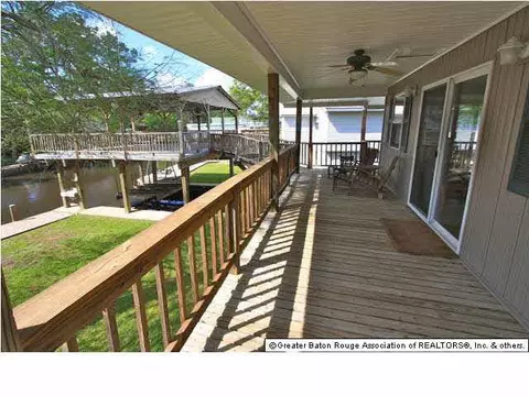 32814 Cypress Dr, Springfield, LA 70462 photo 12