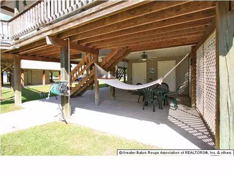 32822 Cypress Dr, Springfield, LA 70462 photo 14