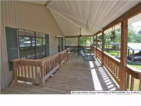 32822 Cypress Dr, Springfield, LA 70462 photo 17