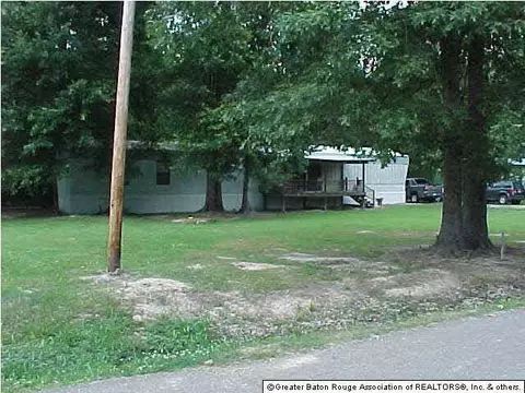 16001 Ruth Dr, Walker, LA 70785 photo 2