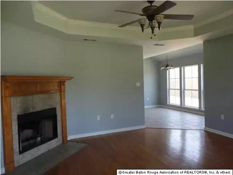 13560 S S Trce, Walker, LA 70785 photo 2