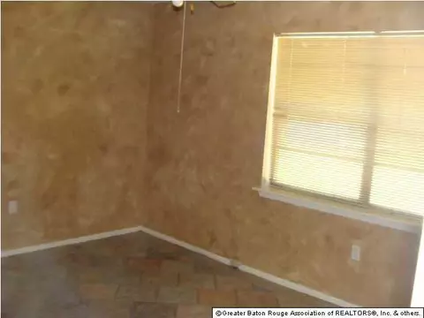 6404 E Myrtle Ave, Baker, LA 70714 photo 4