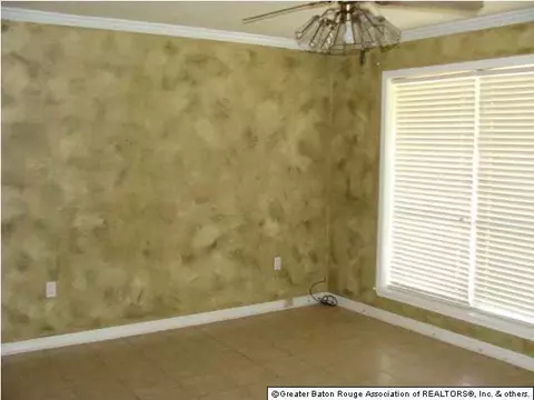 6404 E Myrtle Ave, Baker, LA 70714 photo 2