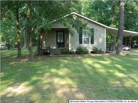 1046 Sunshine Dr, Baker, LA 70714 photo 2